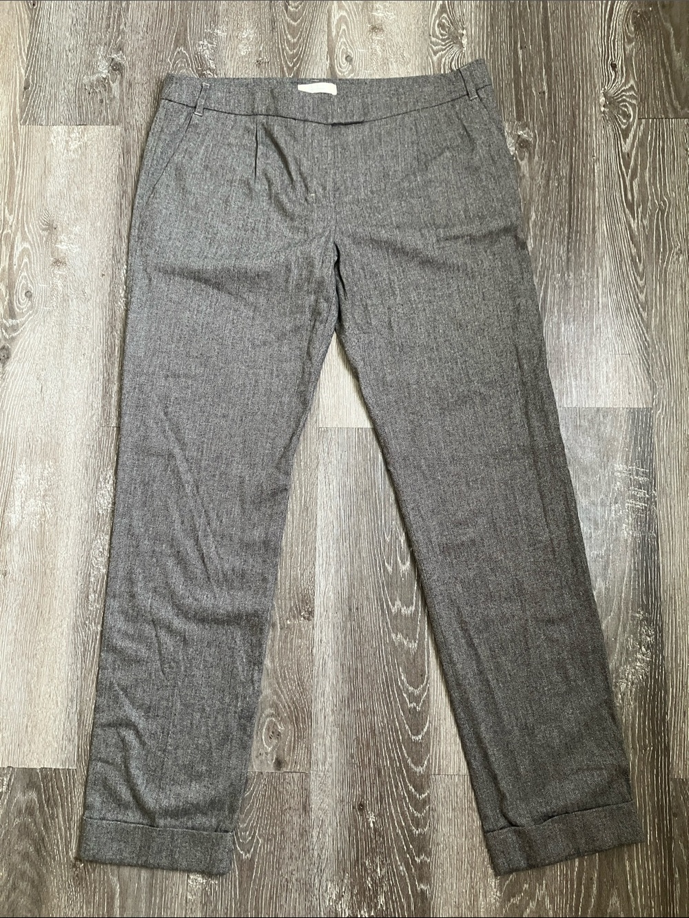 'S Max Mara  pants made from a herringbone tweed fabric.